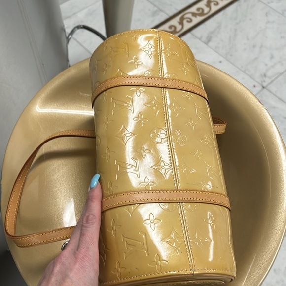 Louis Vuitton monogram vernis bag in excellent condition - Picture 10 of 15